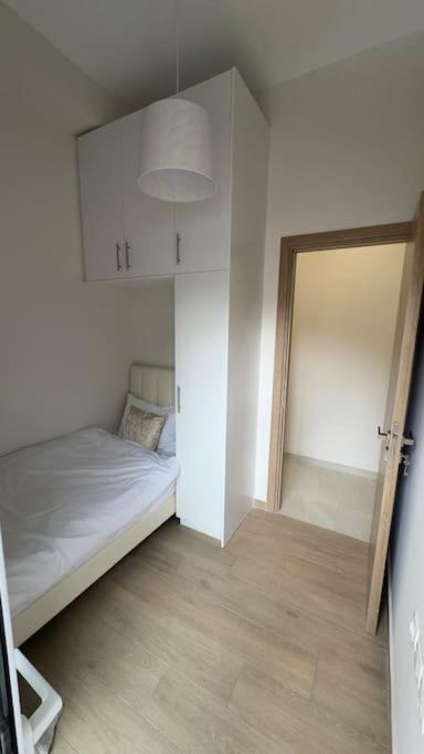 New Center Apartment Near Metro Athen Exterior foto